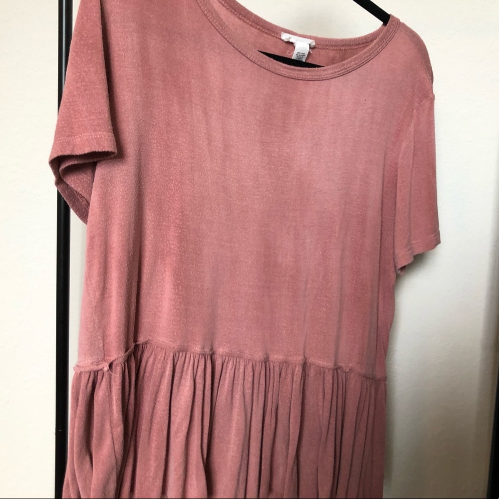 Salmon colored ruffled short sleeve